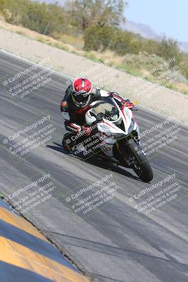 media/Apr-13-2024-SoCal Trackdays (Sat) [[f1617382bd]]/8-Turn 3 Inside (1145am)/